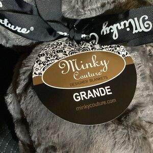 Minky Couture Premium Grande Luxe Blanket Charcoal